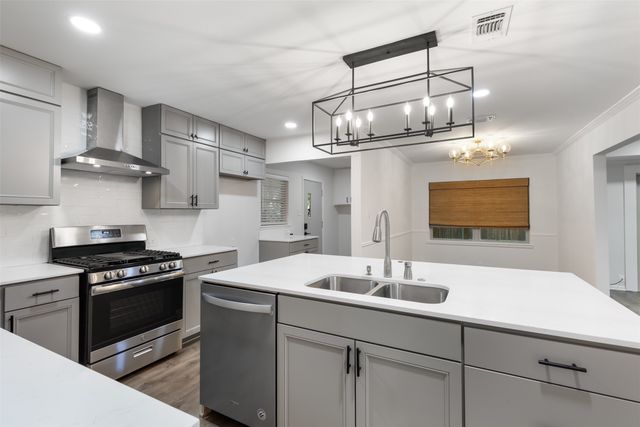 633 N Mckown Avenue, Sherman, TX 75092