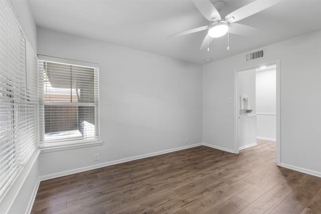633 N Mckown Avenue, Sherman, TX 75092