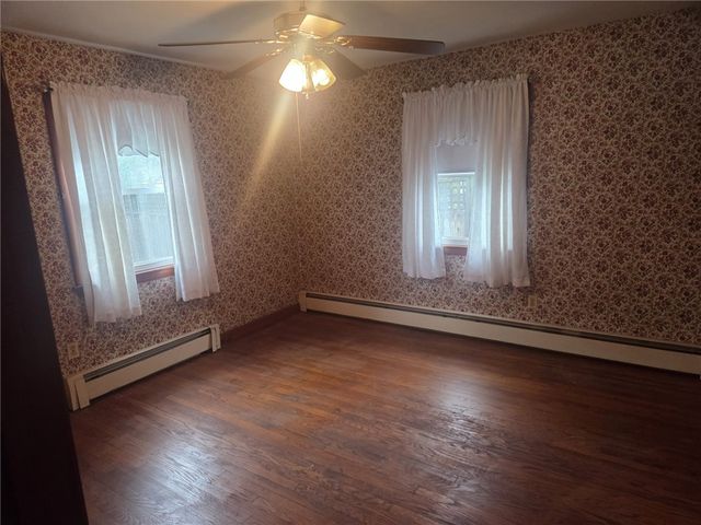 71 Fales Road, Bristol, RI 02809