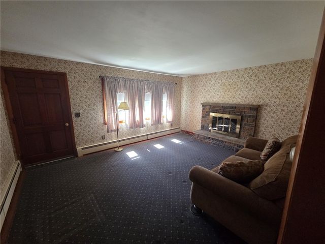 71 Fales Road, Bristol, RI 02809