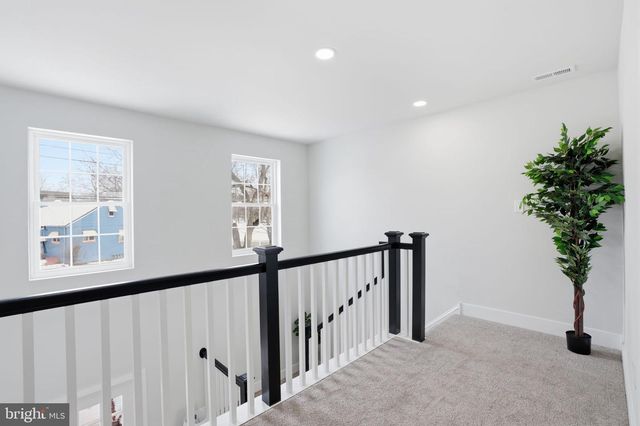 705 MERLIN, Bristol, PA 19007