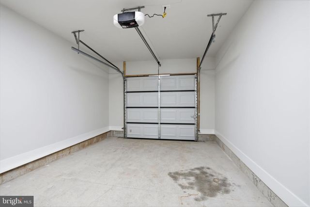 705 MERLIN, Bristol, PA 19007