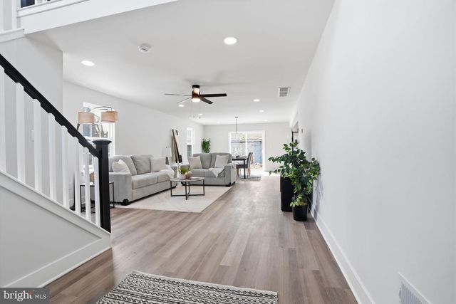 705 MERLIN, Bristol, PA 19007