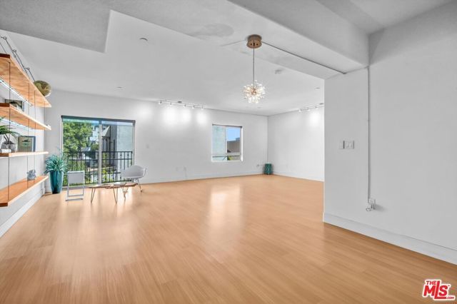 5232 Satsuma Avenue 202, North Hollywood (los Angeles), CA 91601