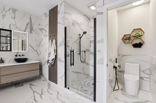 1040 Waterford Dr, West Sacramento, CA 95605