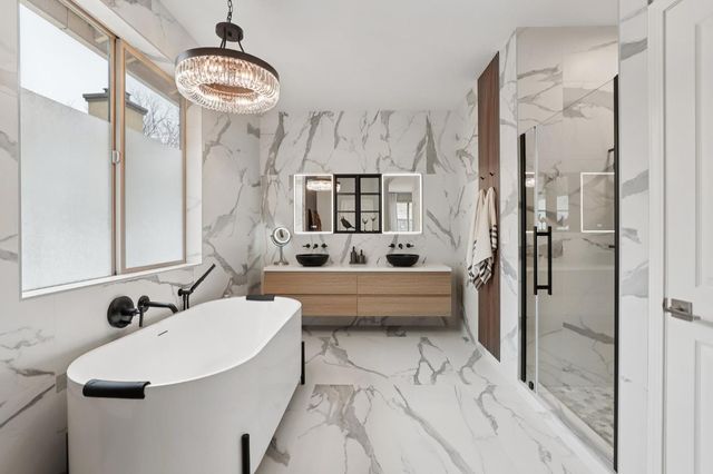 1040 Waterford Dr, West Sacramento, CA 95605