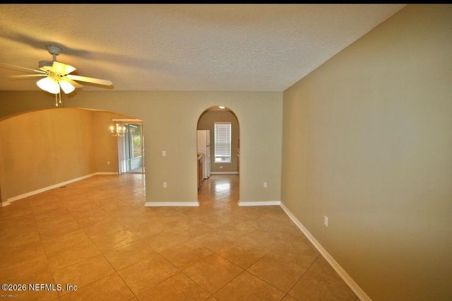 813 BENT BAUM Road, Jacksonville, FL 32205