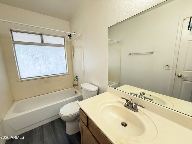 10225 W Windsor Boulevard, Glendale, AZ 85307