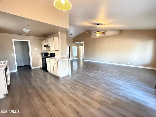10225 W Windsor Boulevard, Glendale, AZ 85307
