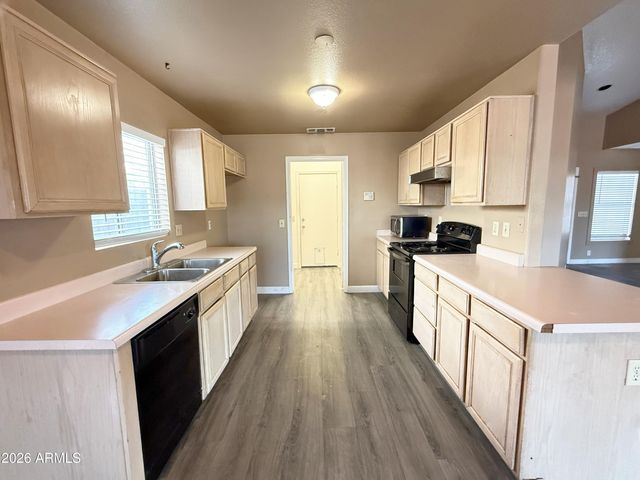 10225 W Windsor Boulevard, Glendale, AZ 85307