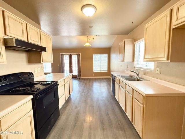 10225 W Windsor Boulevard, Glendale, AZ 85307