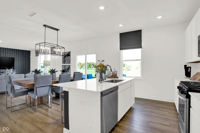 1612 Hemlock Circle, Greenfield, IN 46140