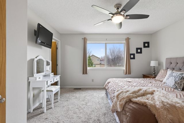 12748 Walter Drive, Rogers, MN 55374