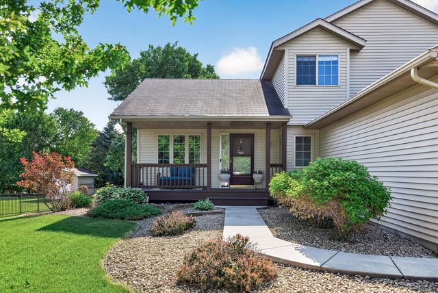 12748 Walter Drive, Rogers, MN 55374