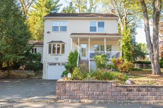 79 Lionshead Dr W, Wayne Twp., NJ 07470