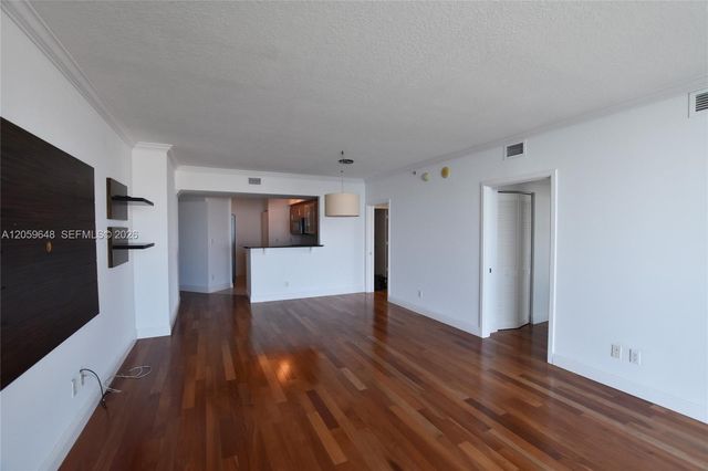 335 S Biscayne Boulevard 4112, Miami, FL 33131