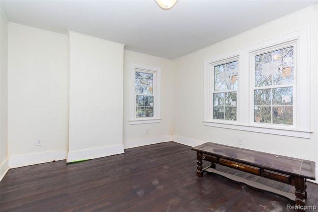 2261 Lawrence Street, Detroit, MI 48206