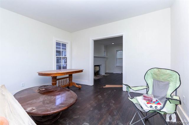 2261 Lawrence Street, Detroit, MI 48206