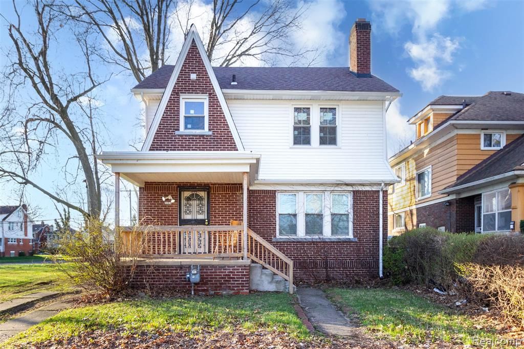 2261 Lawrence Street, Detroit, MI 48206