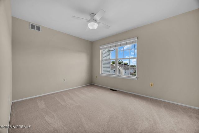 4 Aspen Lane, Freehold, NJ 07728
