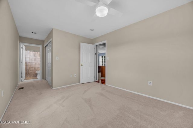 4 Aspen Lane, Freehold, NJ 07728