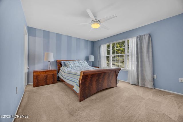 4 Aspen Lane, Freehold, NJ 07728