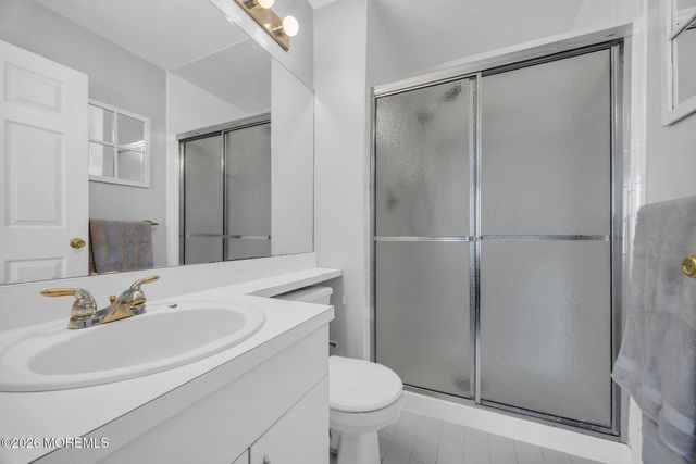 4 Aspen Lane, Freehold, NJ 07728