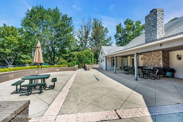 4 Aspen Lane, Freehold, NJ 07728