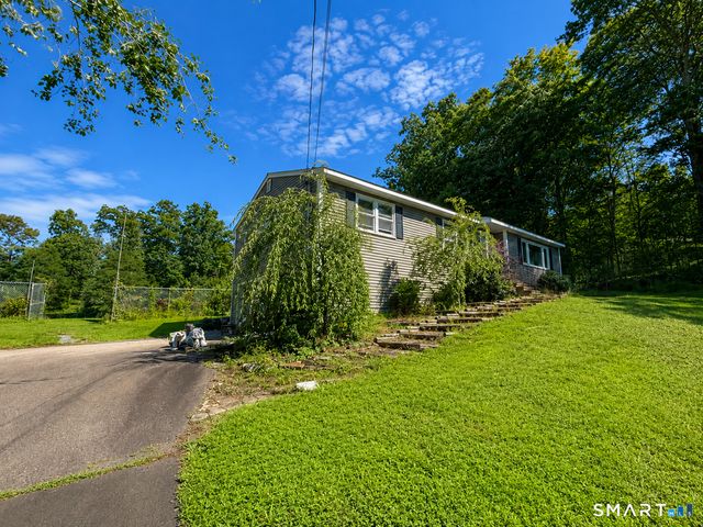 44 Winding Road, Madison, CT 06443