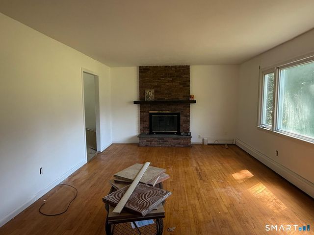 44 Winding Road, Madison, CT 06443