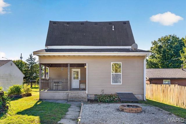 14 Lucinda Avenue, Belleville, IL 62221