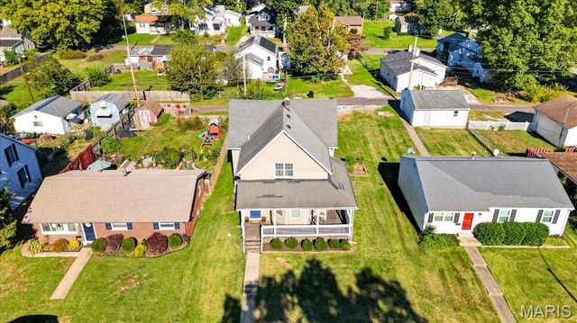 14 Lucinda Avenue, Belleville, IL 62221