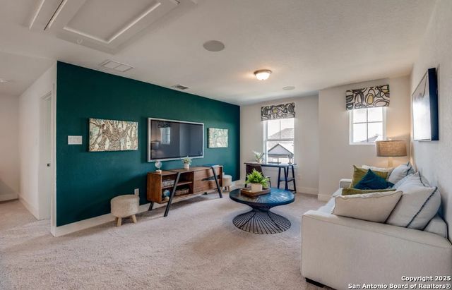 1201 Lauraine, Seguin, TX 78155