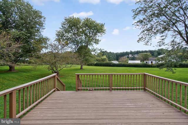 22621 GRIFFITH DR, Gaithersburg, MD 20882