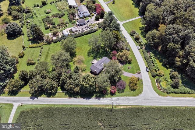 22621 GRIFFITH DR, Gaithersburg, MD 20882