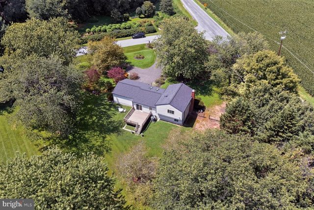 22621 GRIFFITH DR, Gaithersburg, MD 20882
