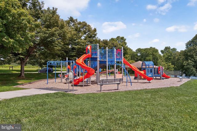 22621 GRIFFITH DR, Gaithersburg, MD 20882