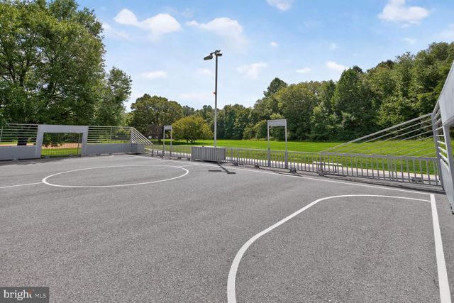 22621 GRIFFITH DR, Gaithersburg, MD 20882