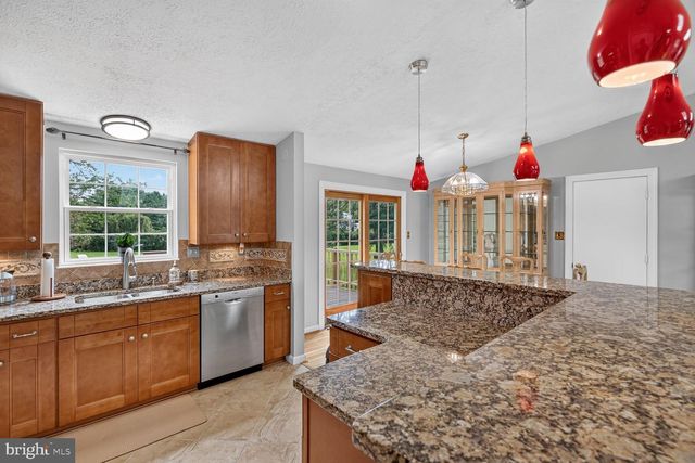 22621 GRIFFITH DR, Gaithersburg, MD 20882