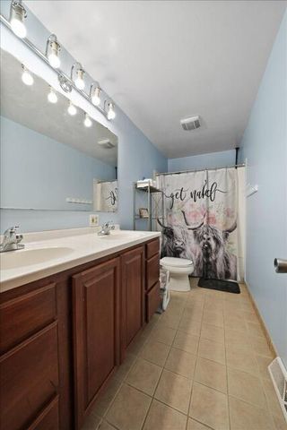 11 N 675 W, Valparaiso, IN 46385