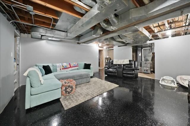 11 N 675 W, Valparaiso, IN 46385