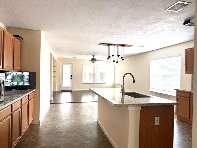 15906 Arapaho Bend Lane, Cypress, TX 77429