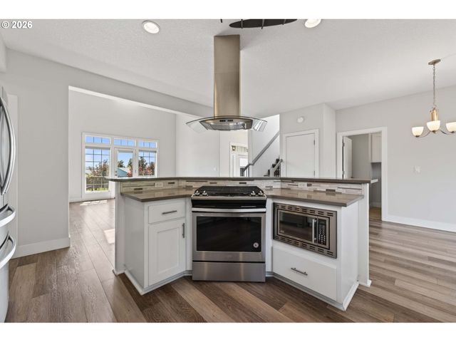 1503 FAIRWAY Dr, Washougal, WA 98671