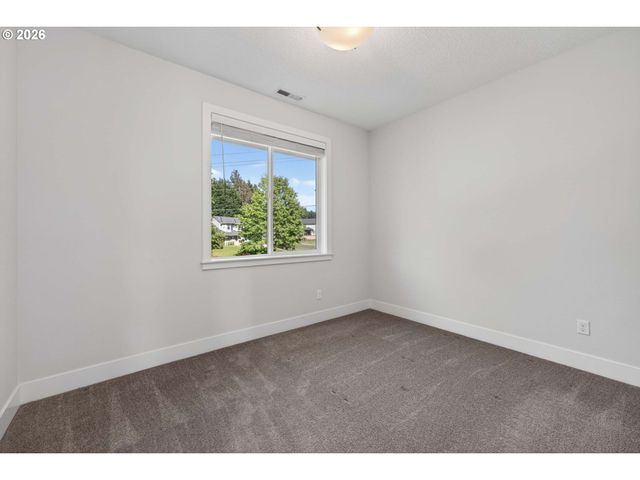 1503 FAIRWAY Dr, Washougal, WA 98671