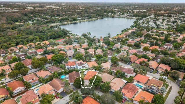 4950 NW 55th Court, Coconut Creek, FL 33073