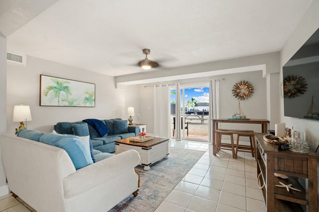 127 Seaside Avenue, Key Largo, FL 33037