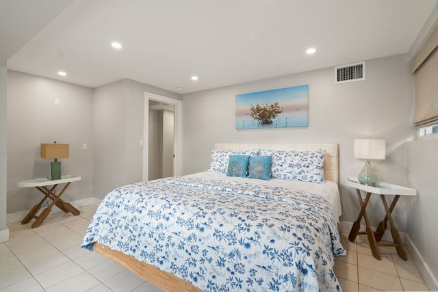 127 Seaside Avenue, Key Largo, FL 33037