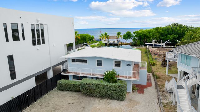 127 Seaside Avenue, Key Largo, FL 33037