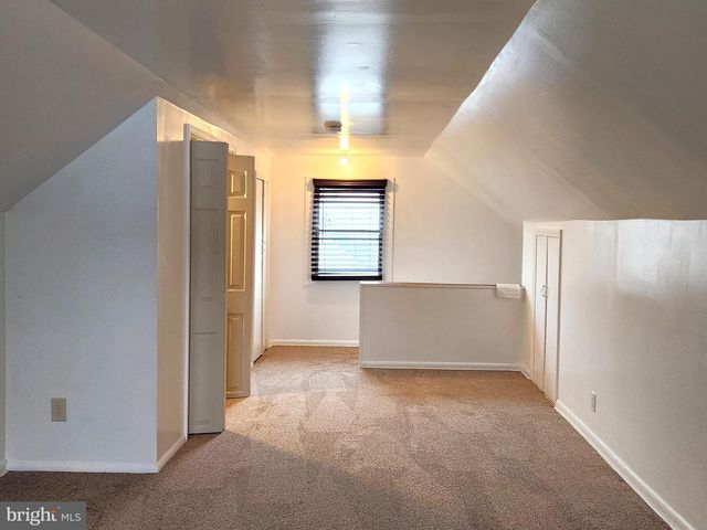 3207 BRYANT AVE, Baltimore, MD 21227