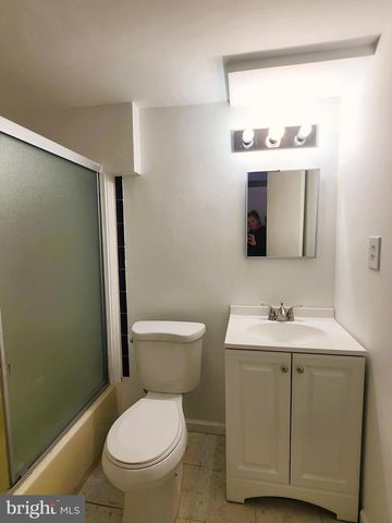 3207 BRYANT AVE, Baltimore, MD 21227